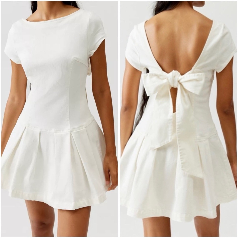 Urban Outfitters Size S Bryan Bow-Back Pleated Ivory Denim Drop Waist Mini Dress